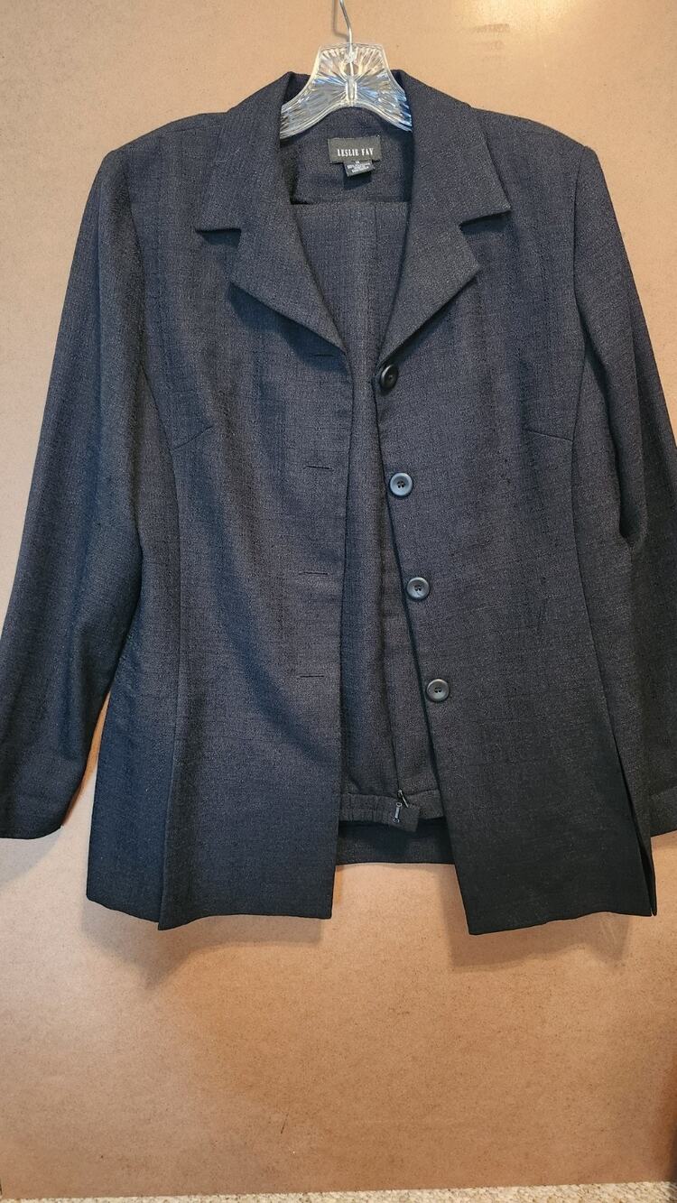Leslie Fay 2 Piece Pant Suit Charcoal Gray Blazer Work Size 12 #518